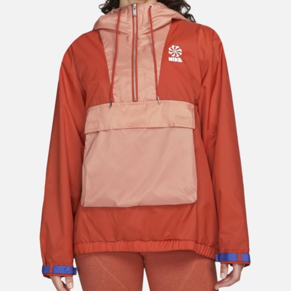 Women’s Nike Sportswear ‘Circa 72’ Windrunner Jacket Orange / Peach Size Medium